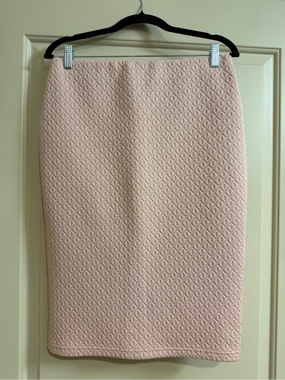 Textured Light Pink Pencil Skirt